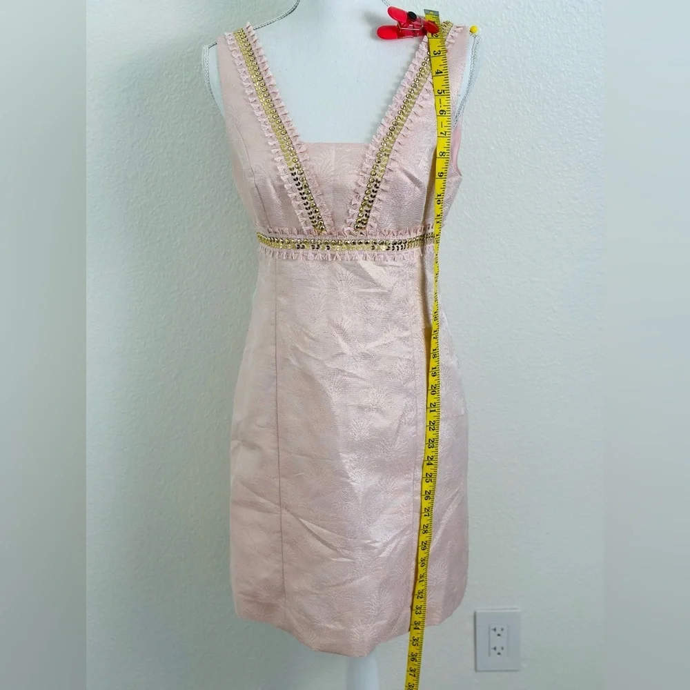 Lilly Pulitzer Karter Shift Dress in a Pink Metallic Jacquard Fabric Size 4